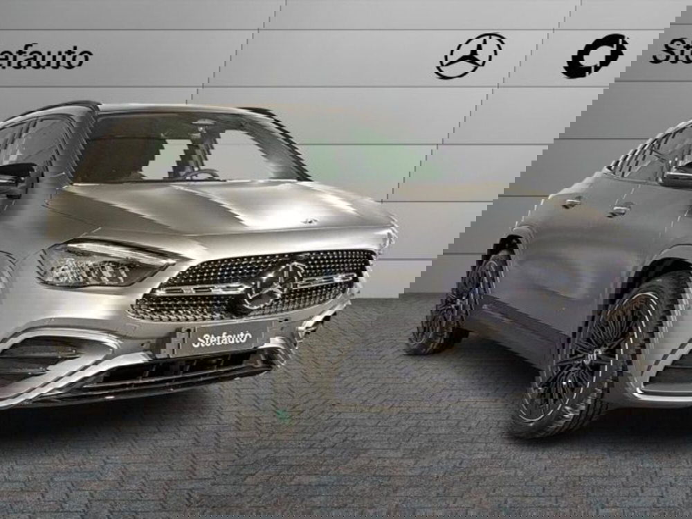 Mercedes-Benz GLA SUV nuova a Bologna