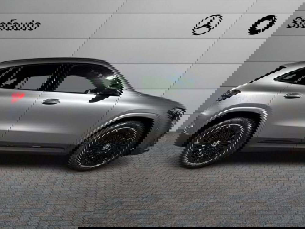 Mercedes-Benz GLA SUV nuova a Bologna (2)