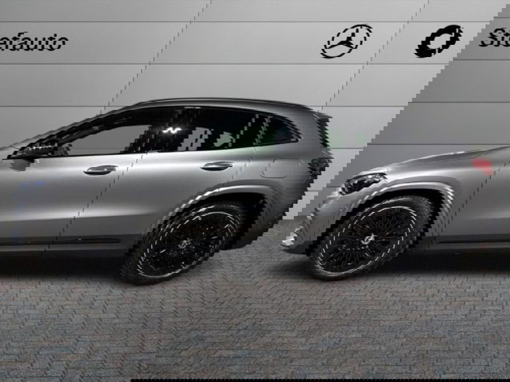 Mercedes-Benz GLA SUV nuova a Bologna (3)