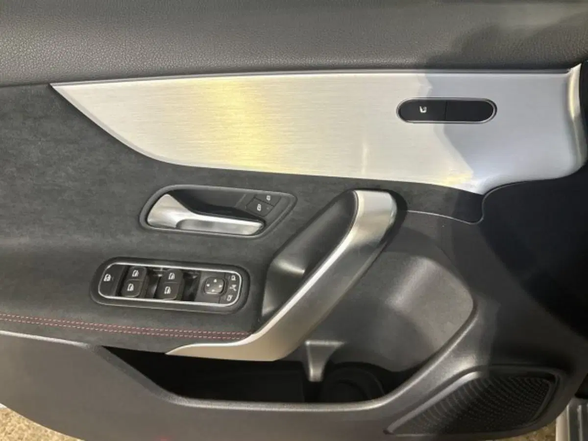 Mercedes-Benz Classe A nuova a Bologna (10)