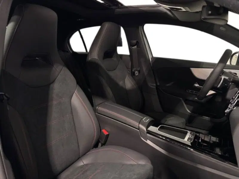 Mercedes-Benz Classe A nuova a Bologna (6)
