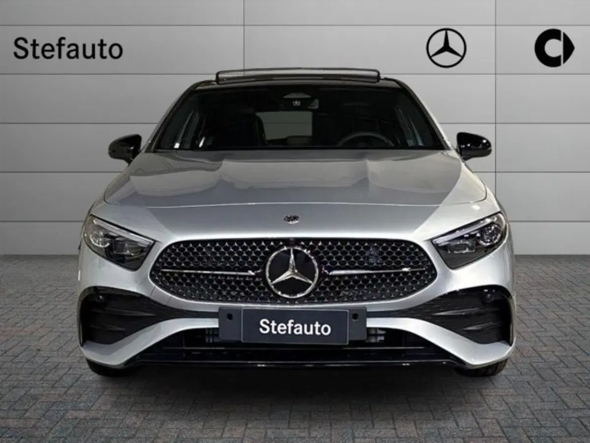 Mercedes-Benz Classe A nuova a Bologna (4)