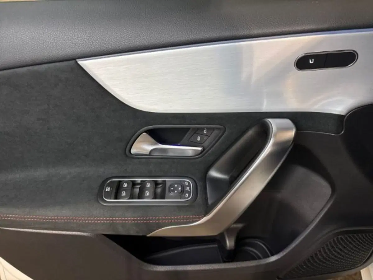 Mercedes-Benz Classe A nuova a Bologna (10)