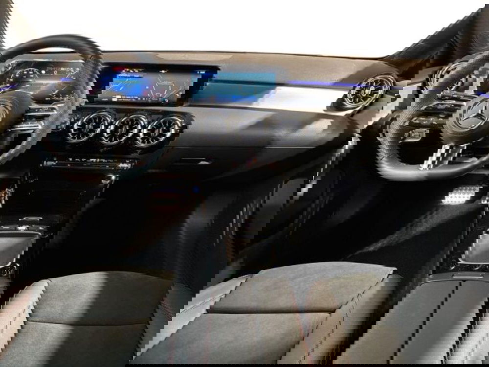 Mercedes-Benz Classe A nuova a Bologna (13)