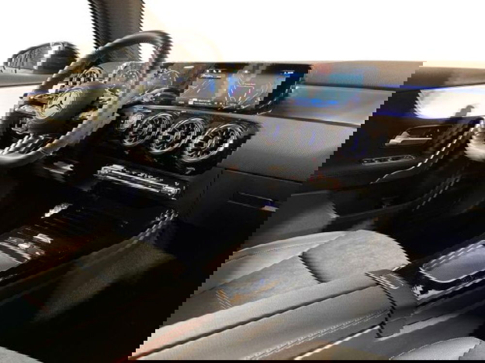 Mercedes-Benz Classe A nuova a Bologna (15)