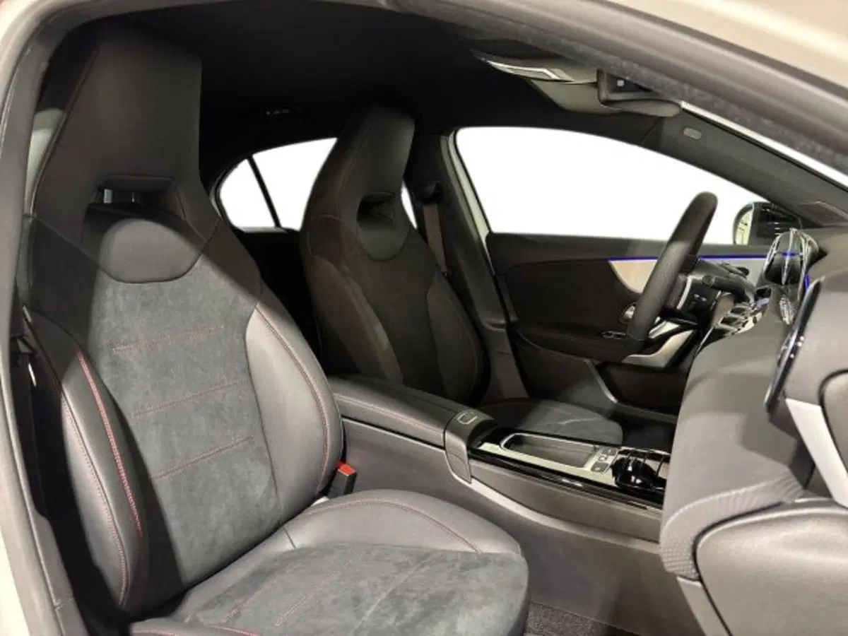 Mercedes-Benz Classe A nuova a Bologna (16)