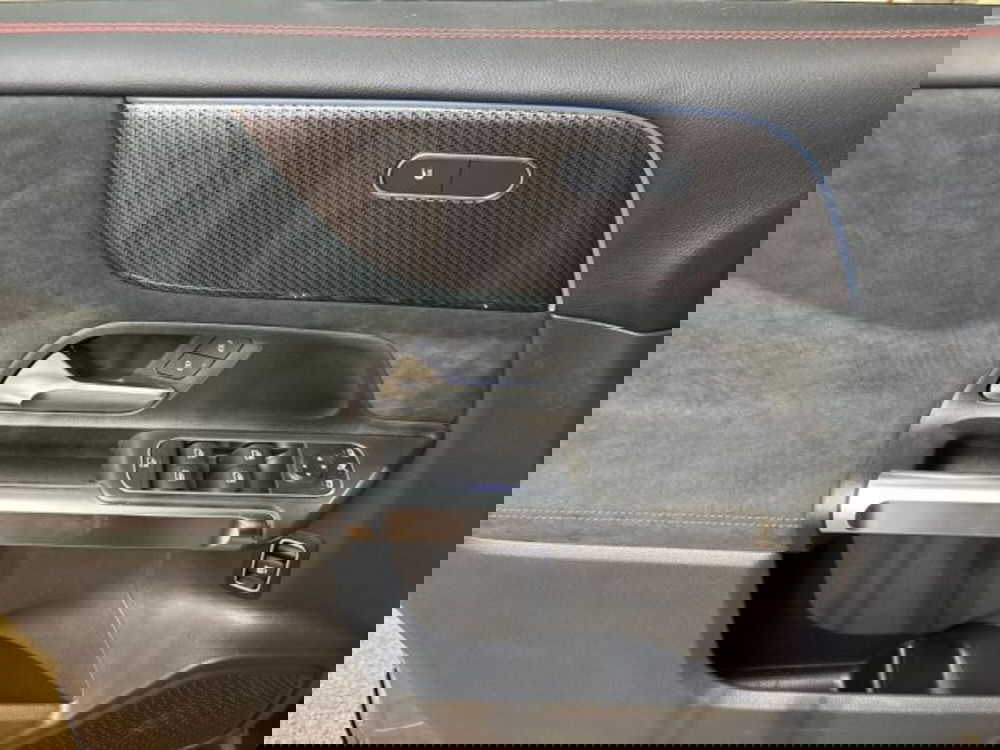 Mercedes-Benz GLB nuova a Bologna (10)