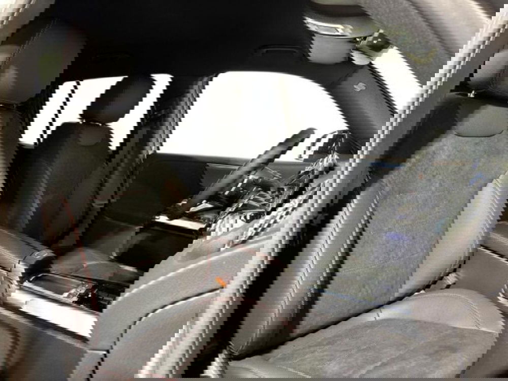 Mercedes-Benz GLB nuova a Bologna (16)