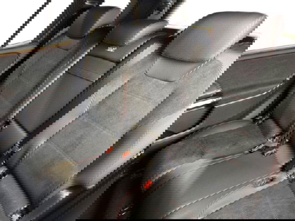 Mercedes-Benz GLB nuova a Bologna (9)