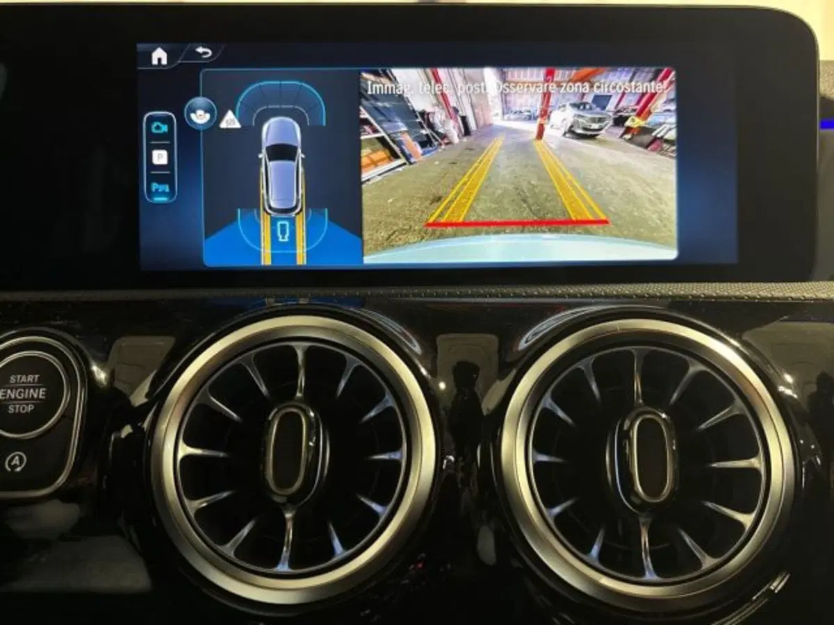 Mercedes-Benz Classe A nuova a Bologna (12)