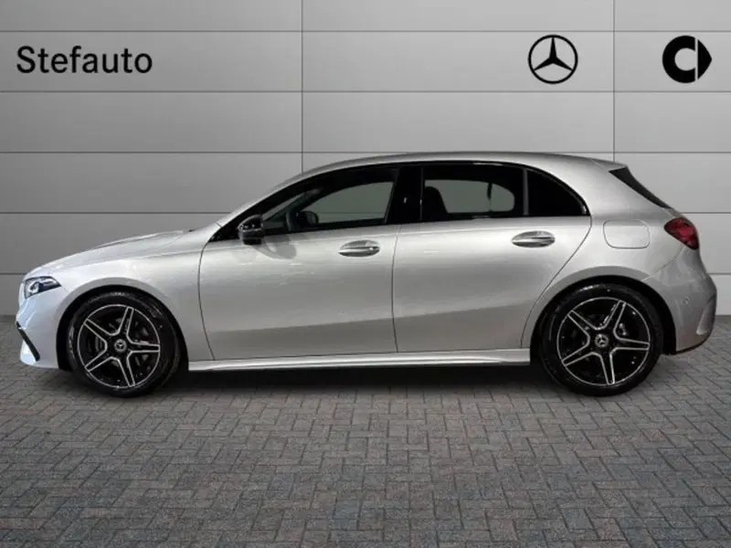 Mercedes-Benz Classe A nuova a Bologna (3)