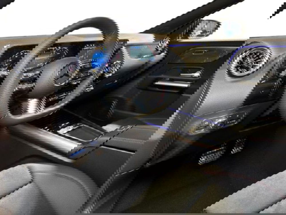 Mercedes-Benz GLA SUV nuova a Bologna (11)