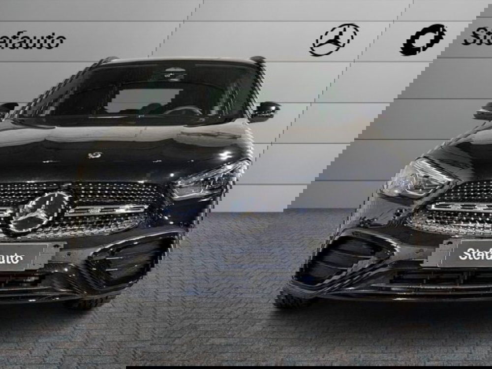 Mercedes-Benz GLA SUV nuova a Bologna (4)