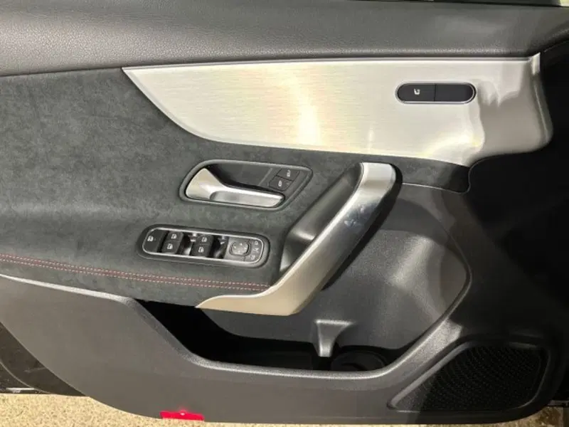 Mercedes-Benz Classe A nuova a Bologna (10)