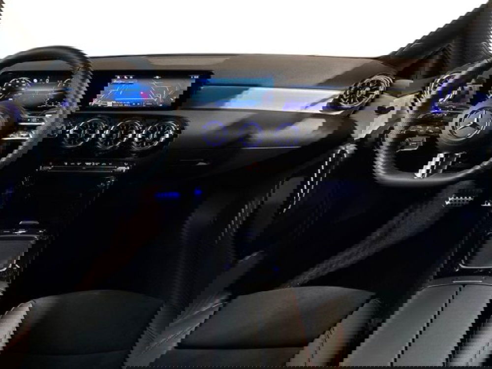 Mercedes-Benz Classe A nuova a Bologna (13)