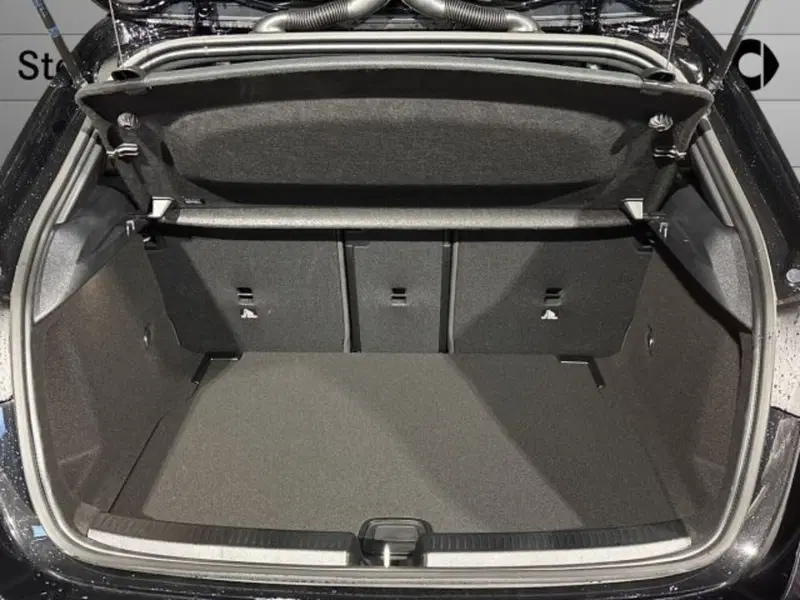 Mercedes-Benz Classe A nuova a Bologna (7)