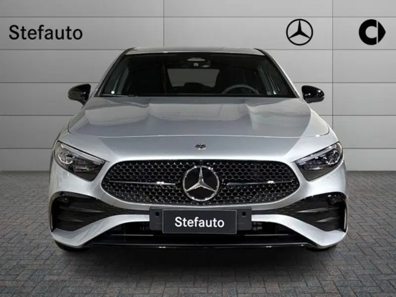 Mercedes-Benz Classe A nuova a Bologna (4)