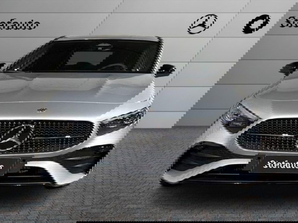 Mercedes-Benz Classe A nuova a Bologna (4)