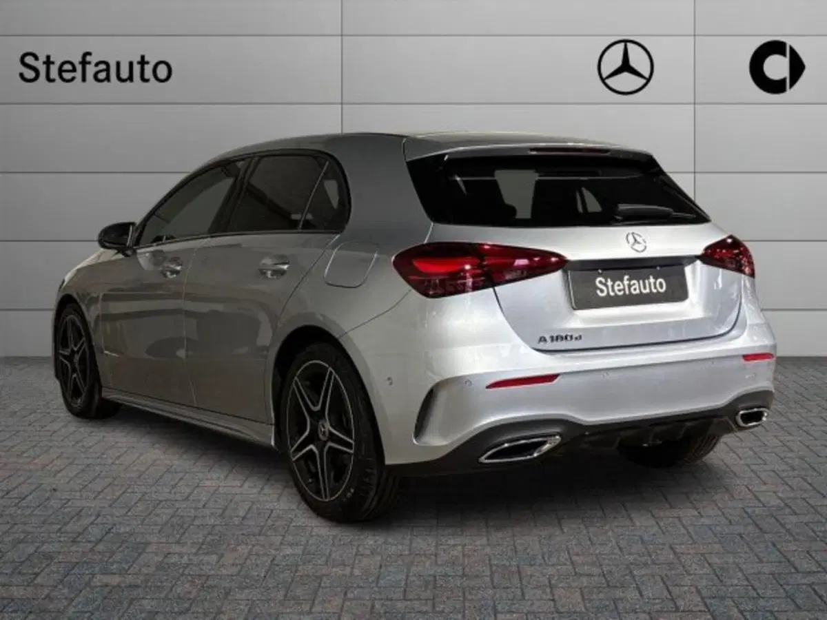 Mercedes-Benz Classe A nuova a Bologna (5)
