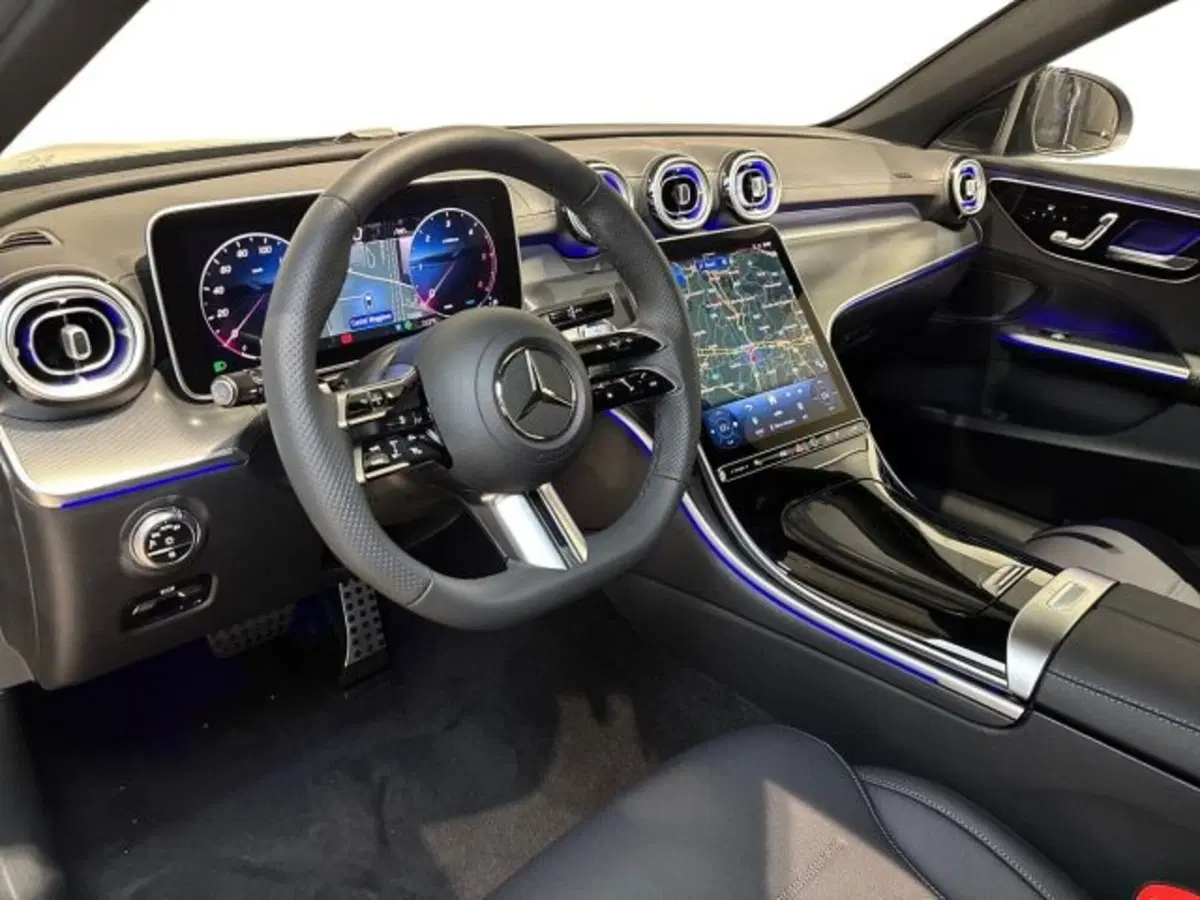 Mercedes-Benz Classe C nuova a Bologna (11)