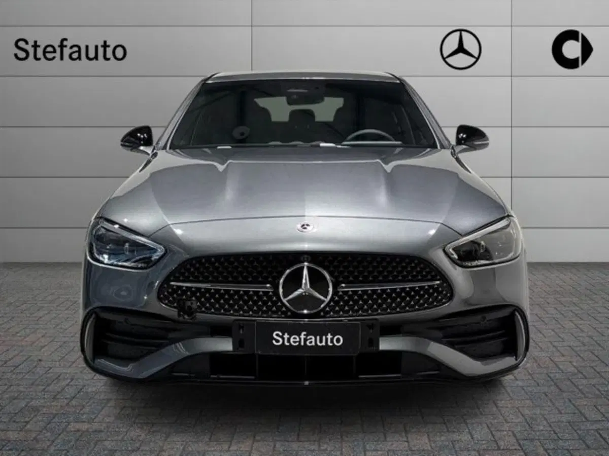 Mercedes-Benz Classe C nuova a Bologna (4)