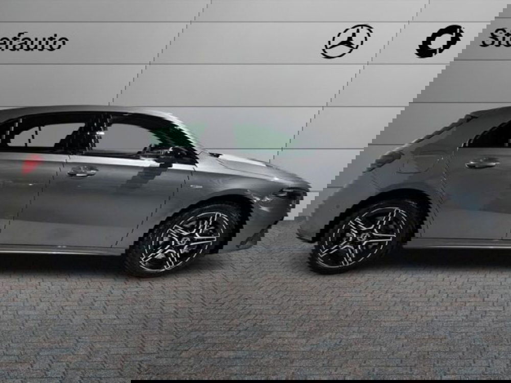 Mercedes-Benz Classe A Sedan nuova a Bologna (2)