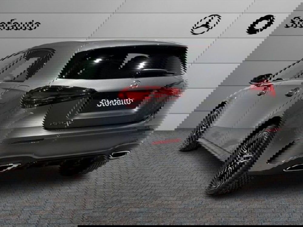 Mercedes-Benz Classe A Sedan nuova a Bologna (5)