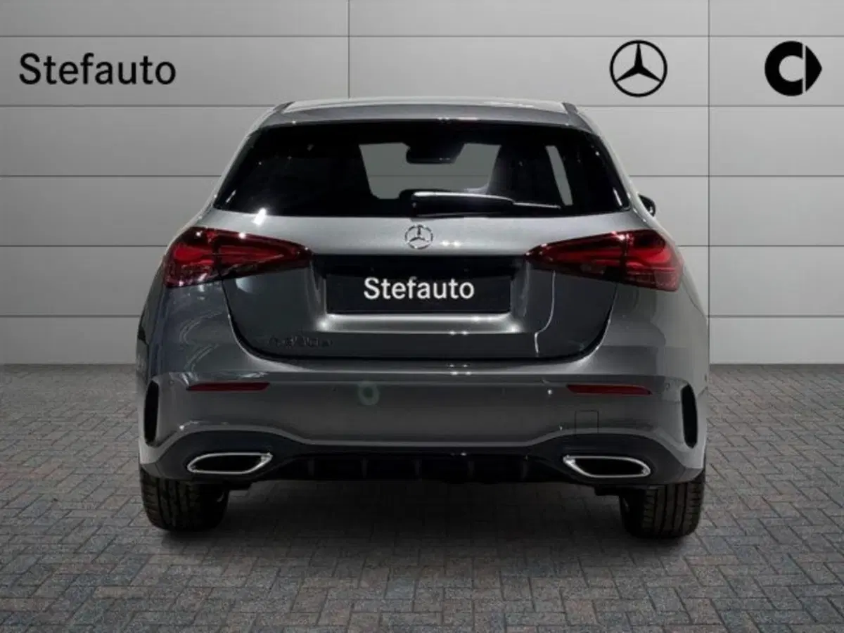 Mercedes-Benz Classe A Sedan nuova a Bologna (6)