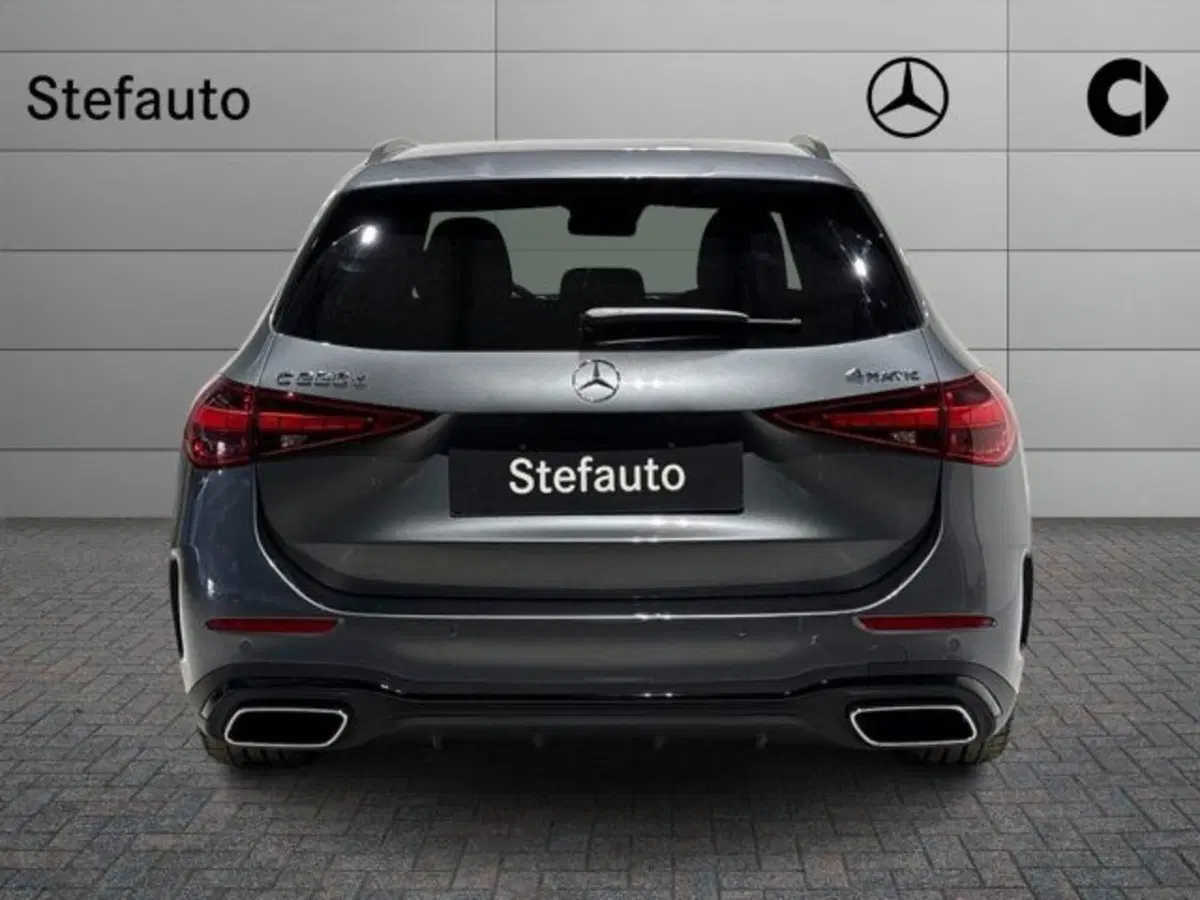 Mercedes-Benz Classe C Station Wagon nuova a Bologna (6)