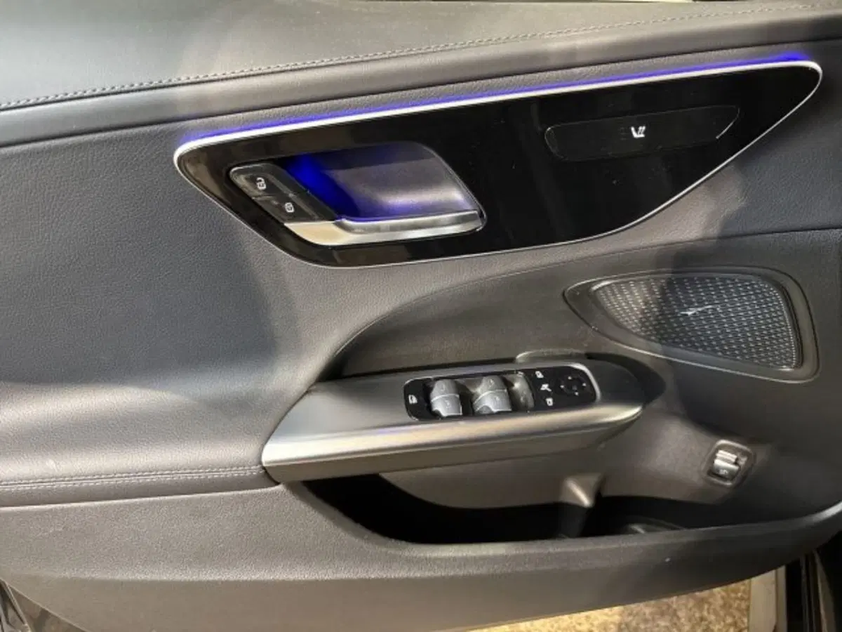 Mercedes-Benz Classe C Station Wagon nuova a Bologna (10)