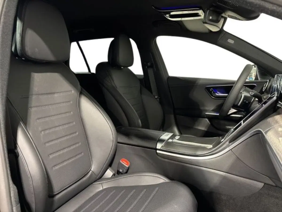 Mercedes-Benz Classe C Station Wagon nuova a Bologna (16)