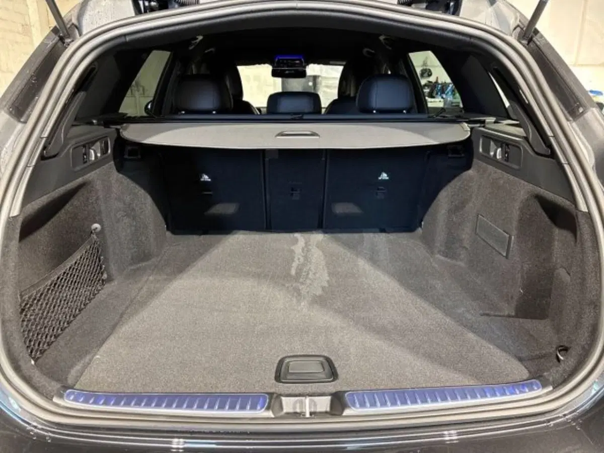 Mercedes-Benz Classe C Station Wagon nuova a Bologna (7)