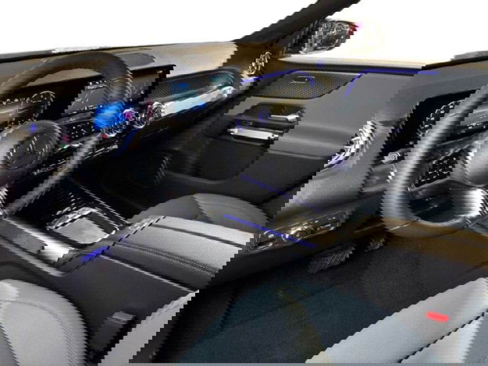 Mercedes-Benz GLB nuova a Bologna (11)