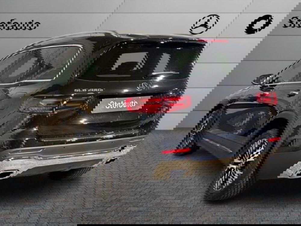 Mercedes-Benz GLB nuova a Bologna (5)