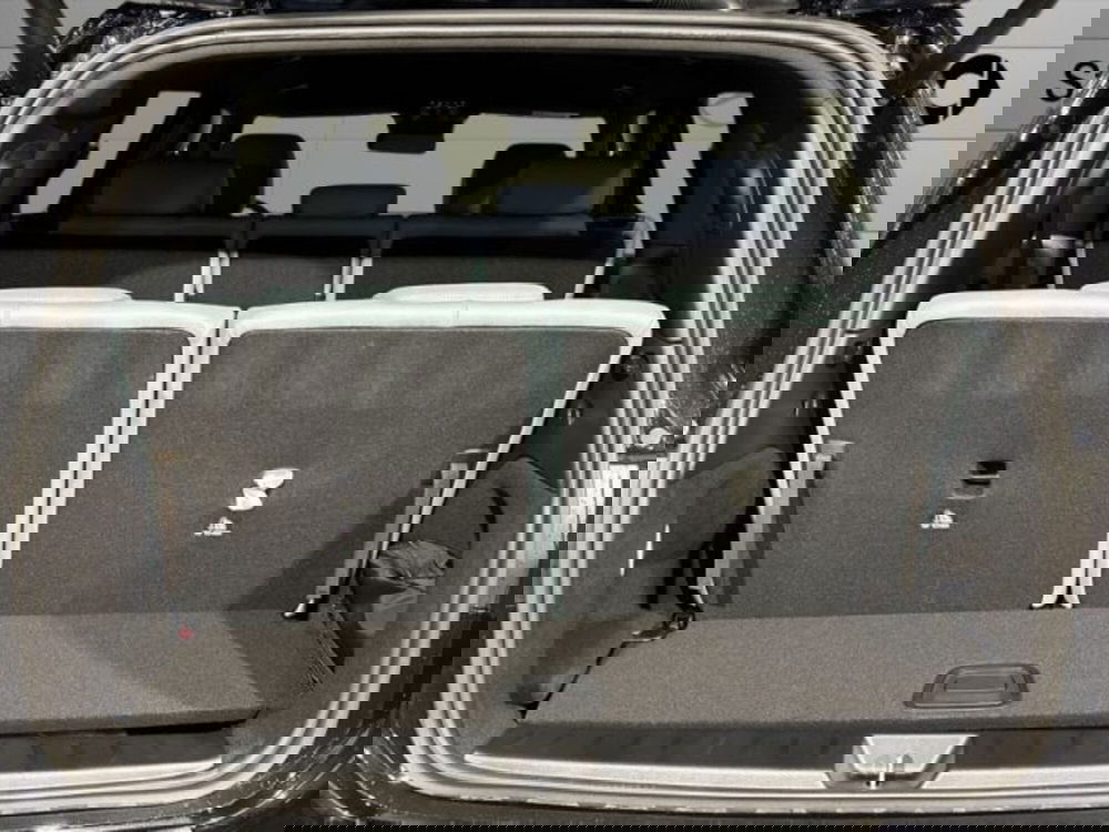 Mercedes-Benz GLB nuova a Bologna (7)