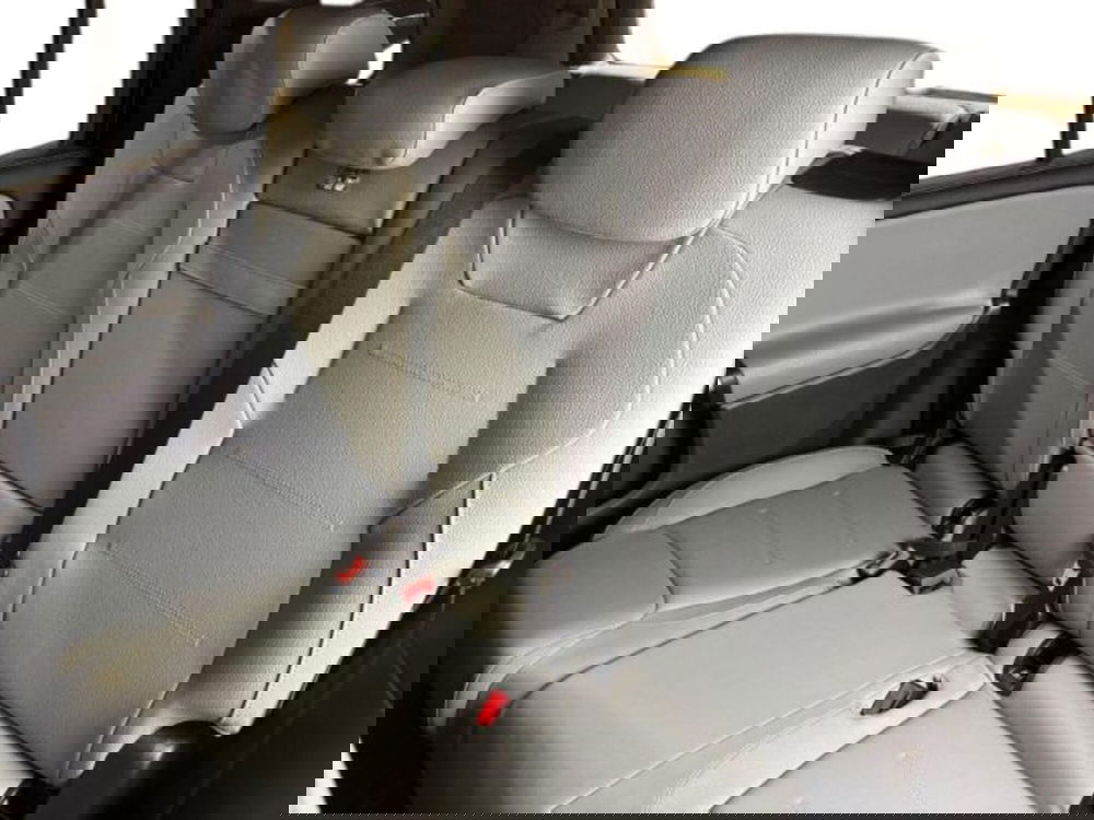 Mercedes-Benz GLB nuova a Bologna (9)