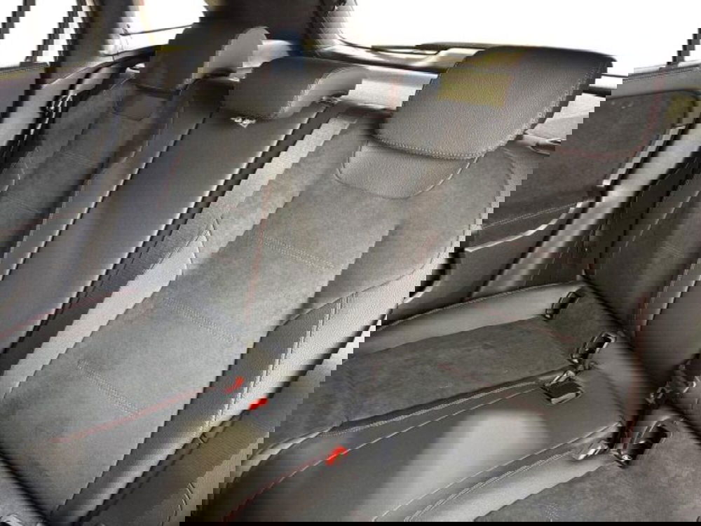 Mercedes-Benz GLA SUV nuova a Bologna (9)