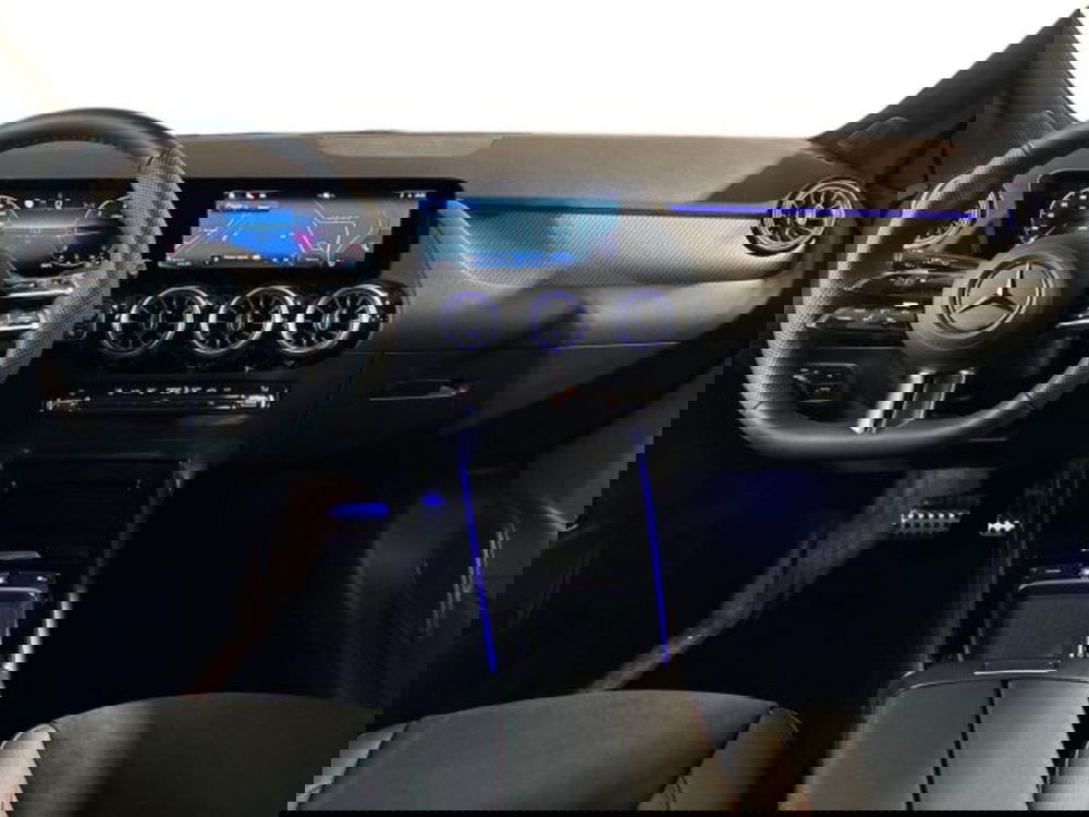 Mercedes-Benz GLA SUV nuova a Bologna (13)