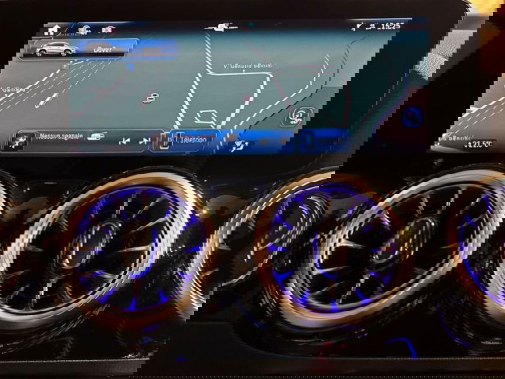 Mercedes-Benz GLA SUV nuova a Bologna (17)