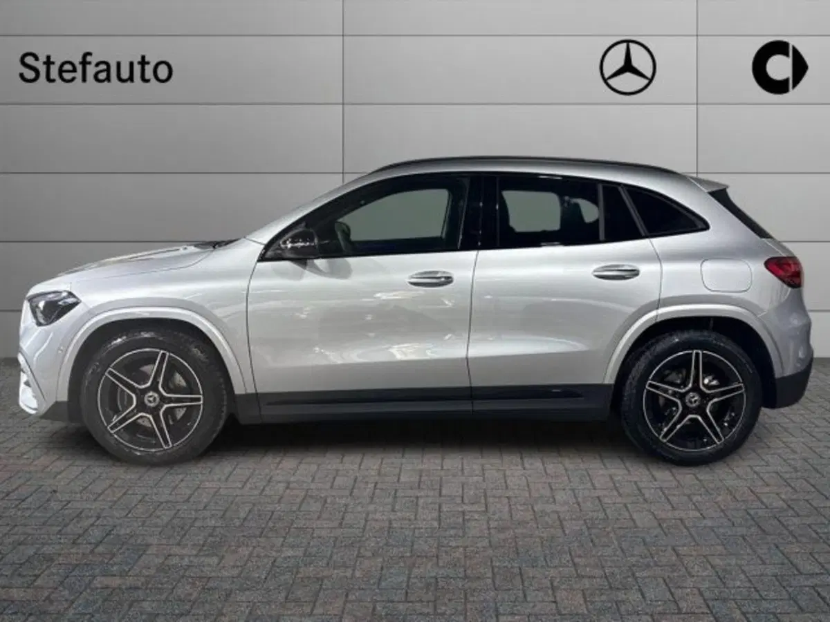 Mercedes-Benz GLA SUV nuova a Bologna (3)