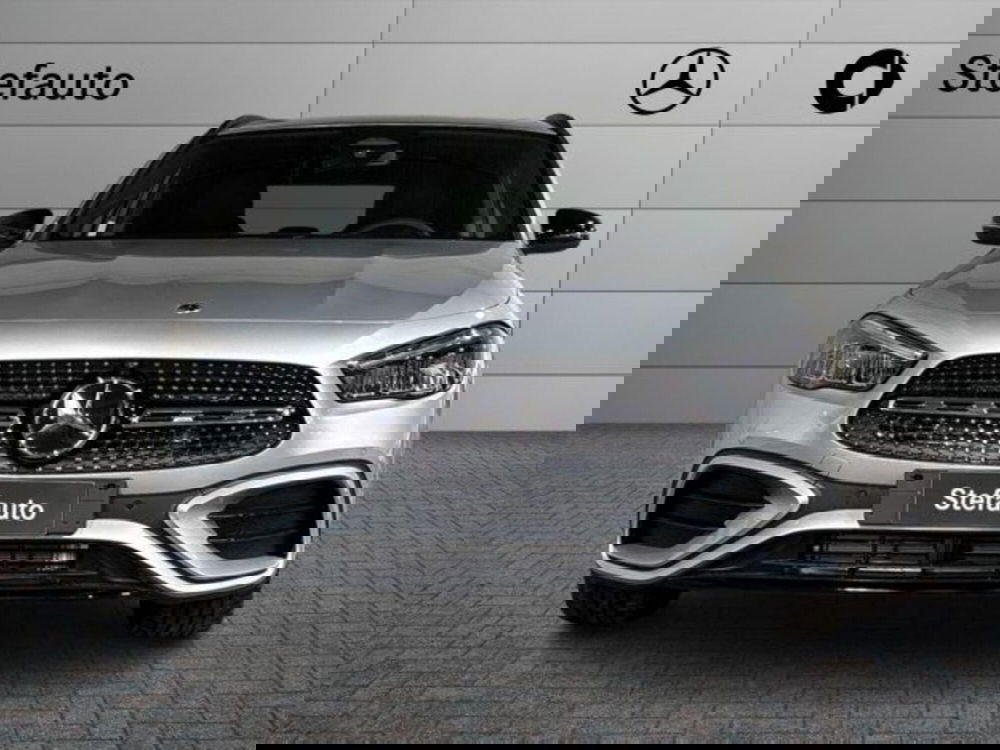 Mercedes-Benz GLA SUV nuova a Bologna (4)