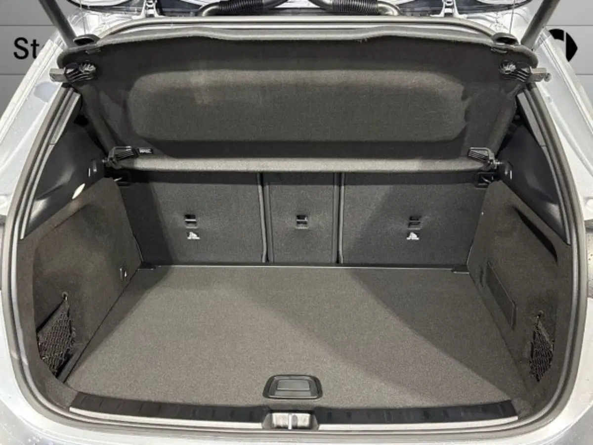Mercedes-Benz GLA SUV nuova a Bologna (7)