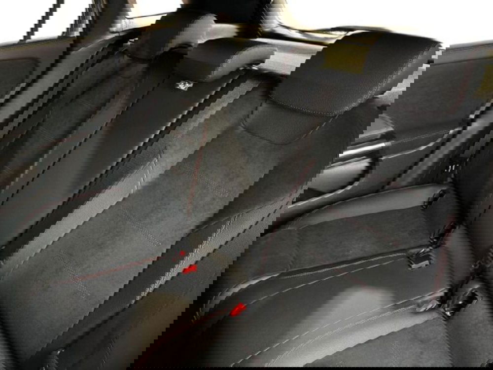 Mercedes-Benz GLA SUV nuova a Bologna (9)