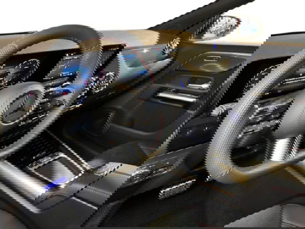 Mercedes-Benz GLA SUV nuova a Bologna (11)