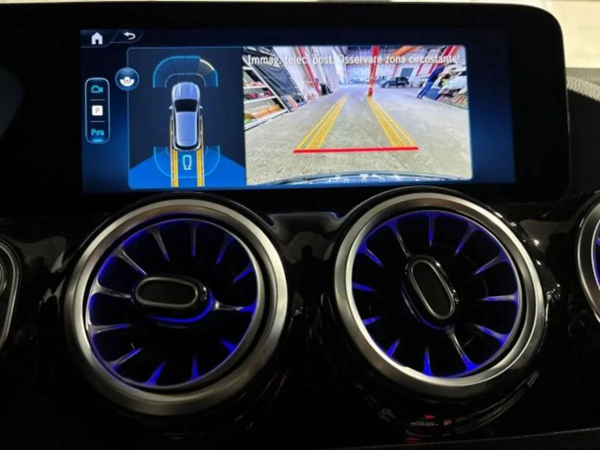 Mercedes-Benz GLA SUV nuova a Bologna (3)