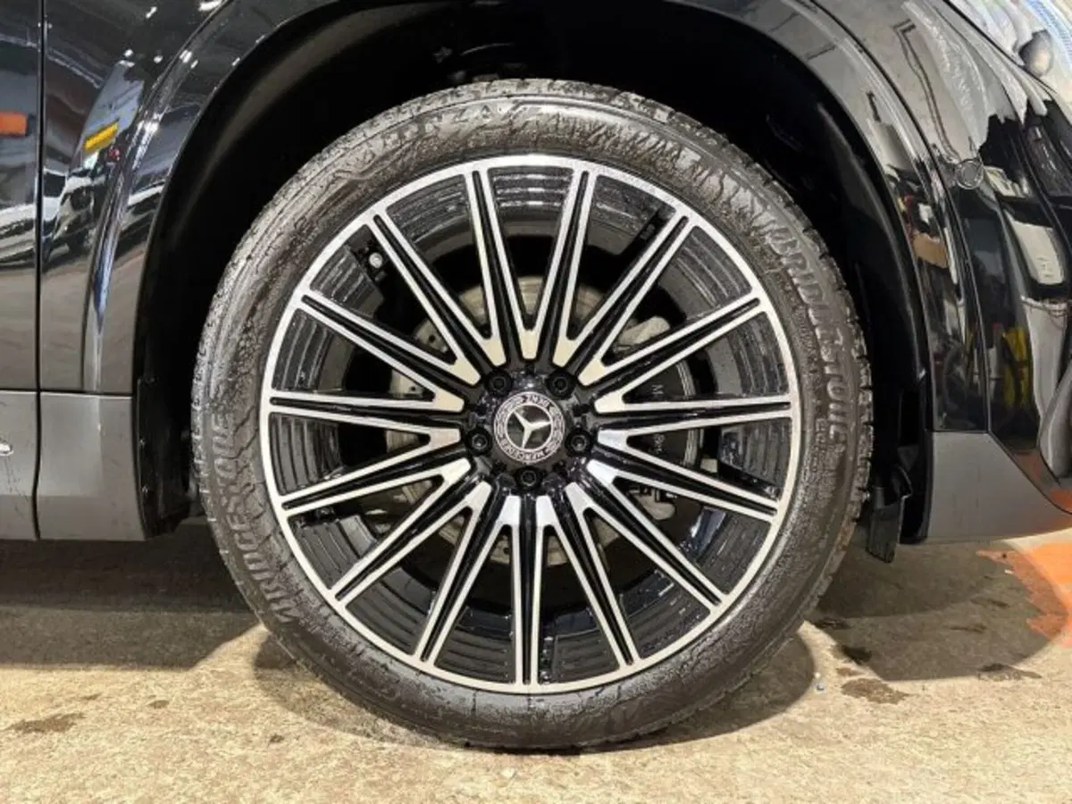 Mercedes-Benz GLA SUV nuova a Bologna (8)