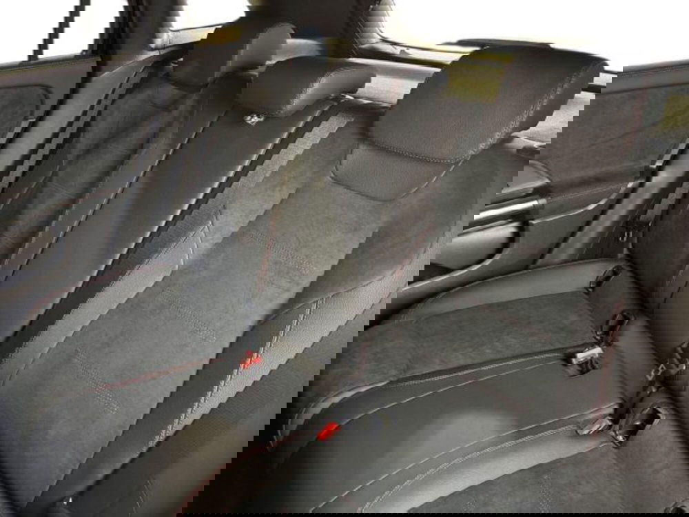 Mercedes-Benz GLA SUV nuova a Bologna (9)