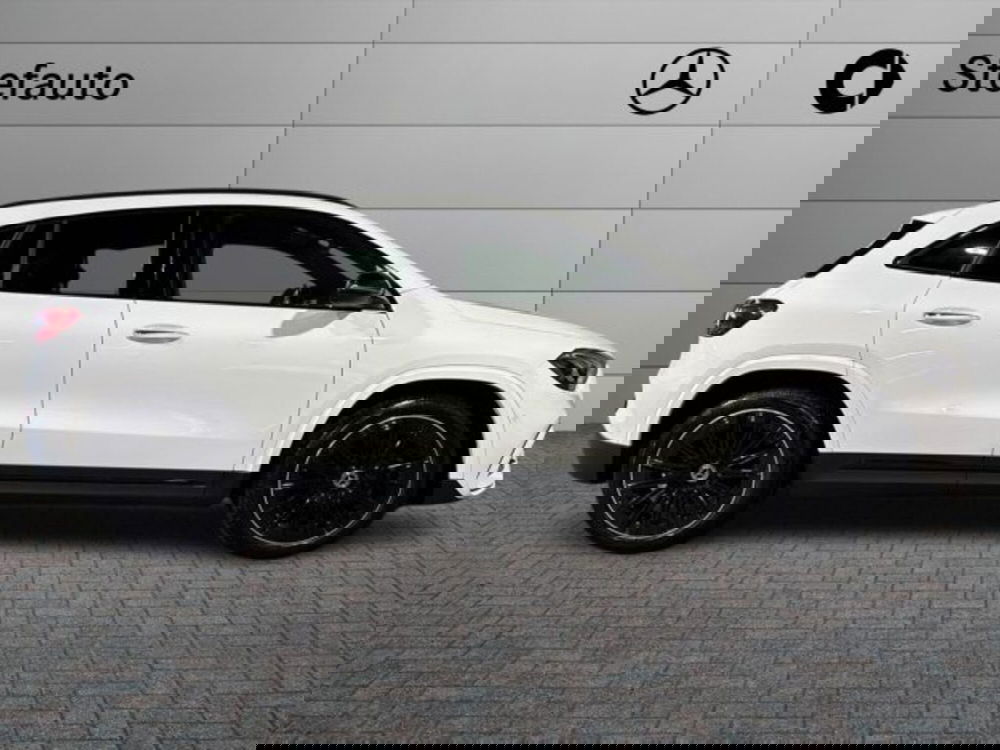 Mercedes-Benz GLA SUV nuova a Bologna (2)