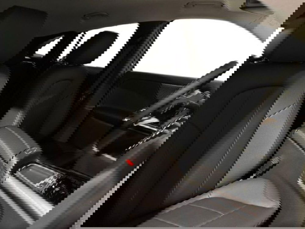 Mercedes-Benz GLA SUV nuova a Bologna (16)