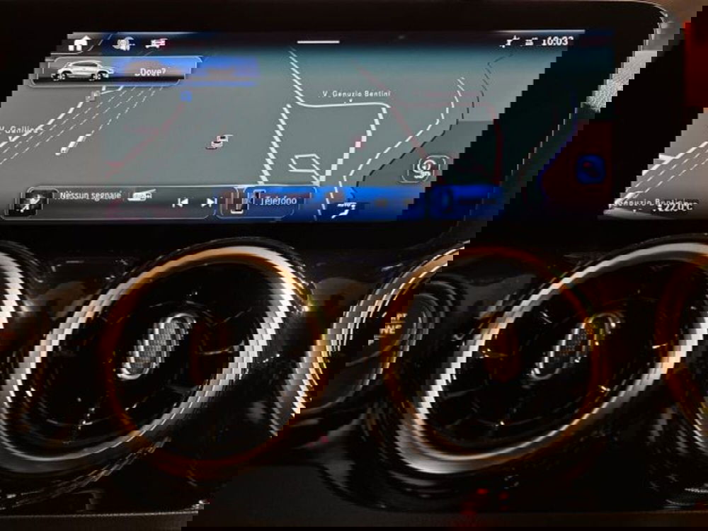 Mercedes-Benz GLA SUV nuova a Bologna (17)